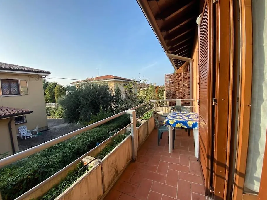 Family House With Free Parking, 450M From Beach Lazise Italy